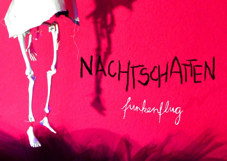 Flyer des TanzTheaterSolo Nachtschatten.funkenflug von Claudia Kraus. ©annikagemlau2015 Foto: Claudia Kraus